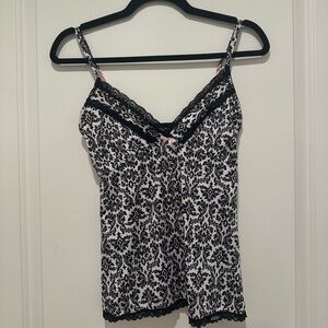 White and black cami bow top
